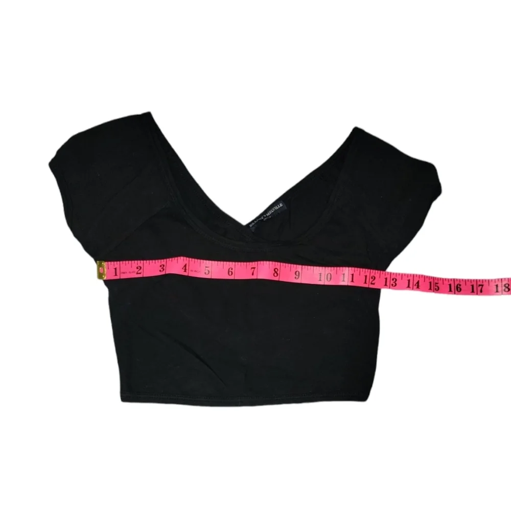 Brandy Melville Black Jimena Crop Top - Picture 6 of 7